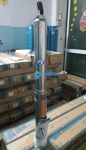 Máy bơm hỏa tiễn 4 inch Veratti 4SDM10/13-2.2 3 HP