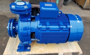 Máy bơm ly tâm công nghiệp đầu gang Howaki CM 32-160A 4HP