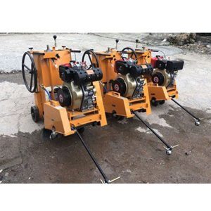 Máy cắt bê tông 200mm Diesel LT192F (13HP)