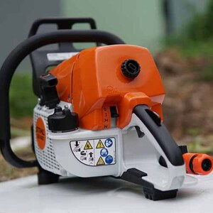 Máy cắt bê tông bằng xích Stihl GS461