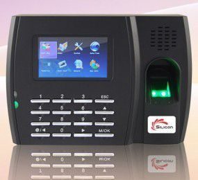Máy chấm công vân tay và thẻ cảm ứng Silicon FTA-U300C