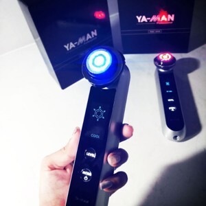 Máy chăm sóc da mặt Yaman Hyper HRF-11