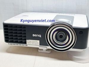 Máy chiếu BenQ MW 817ST