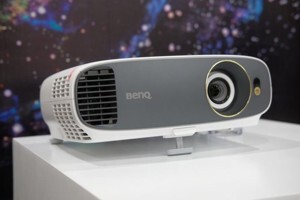 Máy chiếu BenQ W1700