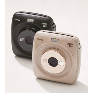 Máy chụp ảnh lấy ngay Fujifilm Instax Square SQ20