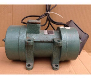 Máy đầm bàn Trường Mạnh 1.1KW