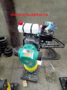 Máy đầm cóc chạy xăng Honda HCR100