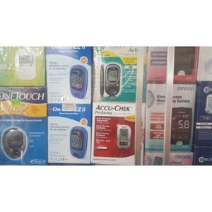 Máy đo đường huyết Accu-Check Performa
