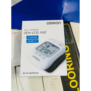 Máy đo huyết áp Omron HEM-6230