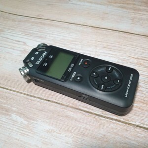 Máy ghi âm Tascam DR-05