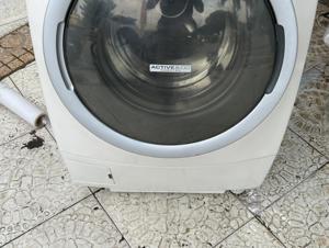 Máy giặt Toshiba lồng ngang 9 kg TW-Z8000L