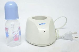 Máy hâm sữa Yummy YM-18A