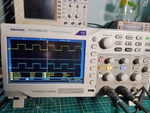 Máy hiện sóng số Tektronix TBS1052B