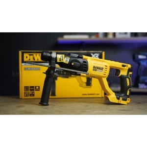 Máy khoan bê tông dùng pin Dewalt DCH133N