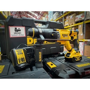 Máy khoan bê tông pin 18V Dewalt DCH263P2-KR