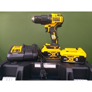 Máy khoan cầm tay 18V Dewalt DCD709N