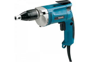 Máy vặn vít Makita 6802BV