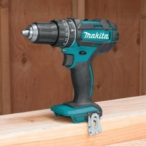 Máy khoan và vặn vít dùng pin Makita DHP483Z