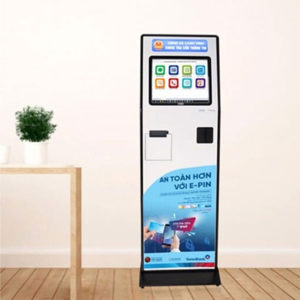 Máy Kiosk tra cứu thông tin ComQ Q-KIOSK 1737 CMT