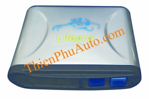 Máy lọc không khí và khử mùi trên ôtô Lifepro L668-OT