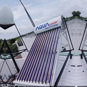 Bình nóng lạnh thái dương năng Aqua 140L PPr