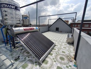 Bình nóng lạnh thái dương năng Đại Thành 270L 70-18
