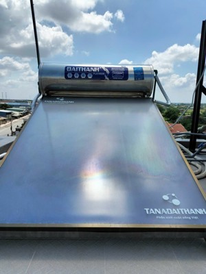 Máy nước nóng NLMT Đại Thành Platium 220 Lít tấm phẳng