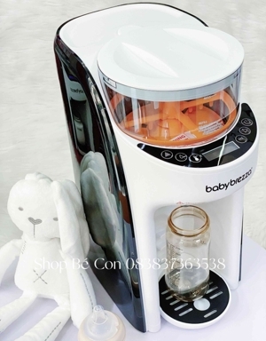 Máy pha sữa bột cho bé Baby Brezza Formula Pro