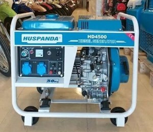 Máy phát điện chạy dầu 3kw Huspanda HD4500