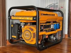 Máy phát điện động cơ xăng Ingco GE30005