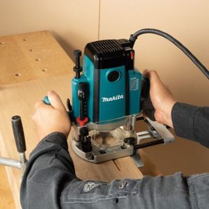 Máy phay 1/2” Makita RP2303FC