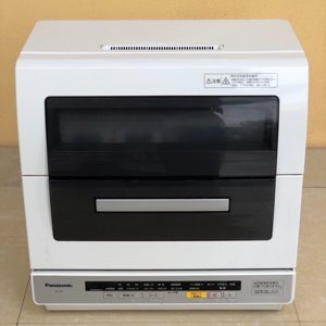 Máy rửa bát để bàn 6 bộ Panasonic NP-TR7-W