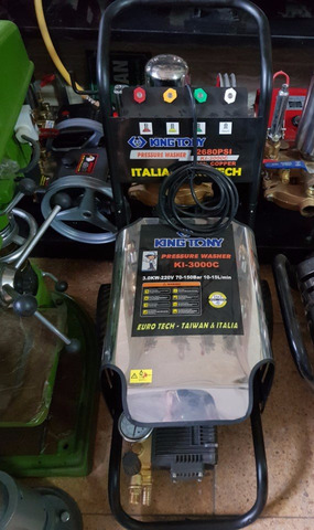 Máy rửa xe Kingtony KI-3000C