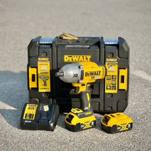 Máy siết bu lông dùng pin 18V Dewalt DCF899P2