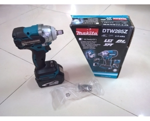 Máy siết bu lông dùng pin 18V Makita DTW285Z