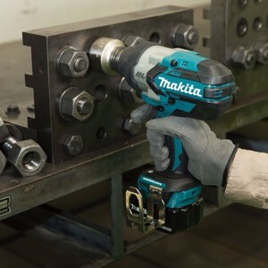 Máy siết bu lông dùng pin Makita DTW1001Z