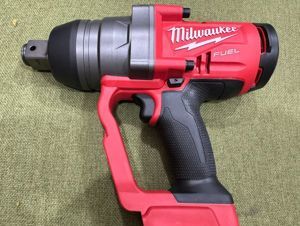 Máy siết bu lông Milwaukee M18 ONEFHIWF1-0X0