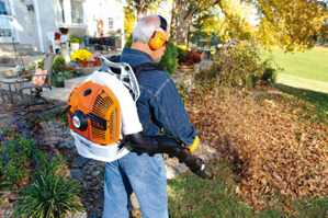 Máy thổi bụi chạy xăng Stihl BR500