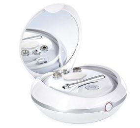 Máy trị liệu và làm trẻ hóa da mặt sâu Beurer FC100