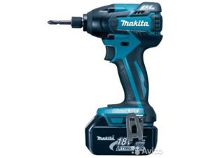 Máy vặn vít dùng pin 18V Makita DTD129Z