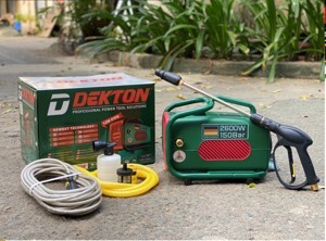Máy xịt rửa xe Dekton DK-CWR2600F
