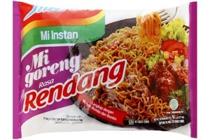 Mì xào khô Indomie Goreng Rendang vị bò cay gói 91g