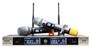 Micro không dây Guinness MU-135