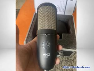 Micro thu âm AKG P420