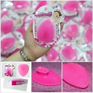 Miếng Rửa Mặt Silicon Loven Make Cleansing Pad Nhật bản