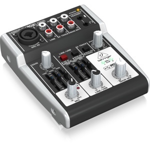 Mixer 3 cổng Behringer XENYX 302USB