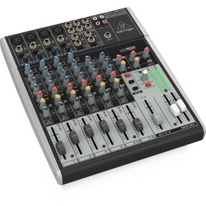 Mixer Analog Behringer 1204USB