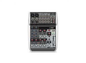 Mixer Behringer Xenyx Q1002USB