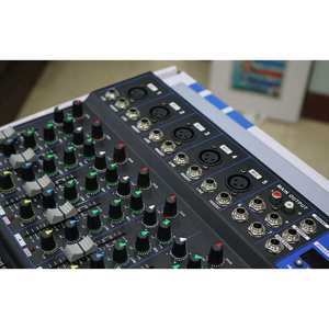 Mixer Peavey F7