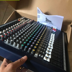 Mixer Soundcraft MFX12/2